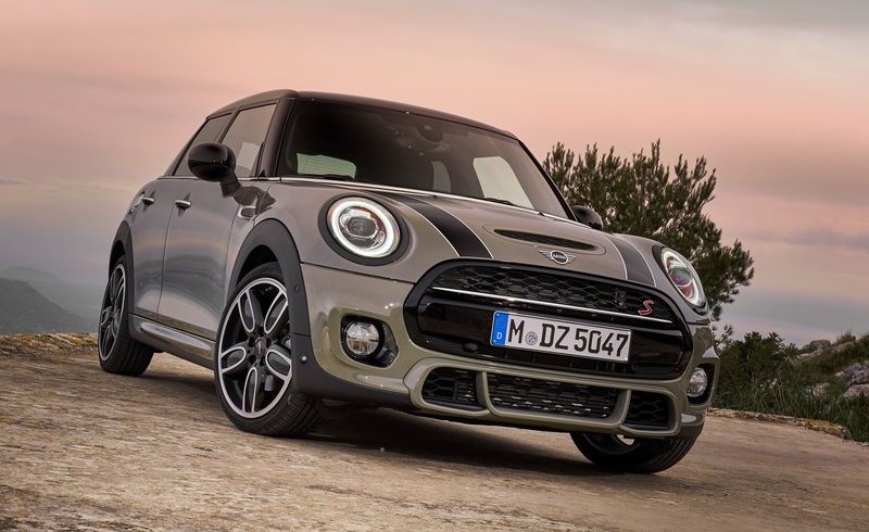 Mini Electric Hatchback 135kW Cooper S 2 33kWh 3dr Auto