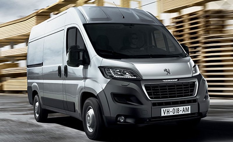 Peugeot E-Boxer 440 L3 200kW 110kWh Chassis Cab Professional Auto
